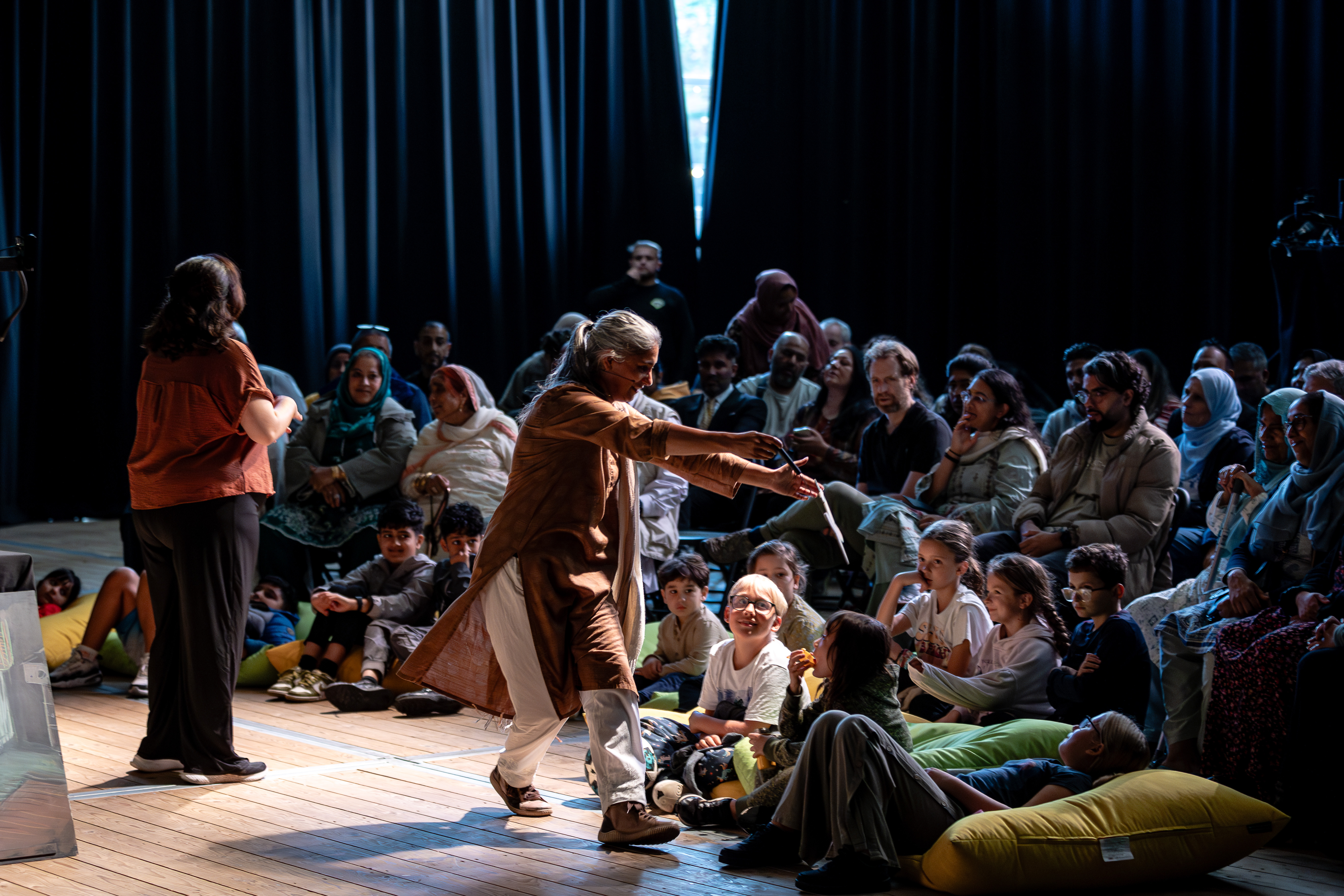 KHOOGHI Puppet Workshop